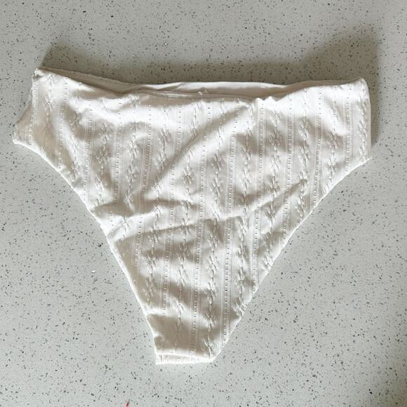 Andie Swim 90s High Waisted Bikini Bottom Off White Eyelet Size XL - Picture 4 of 5